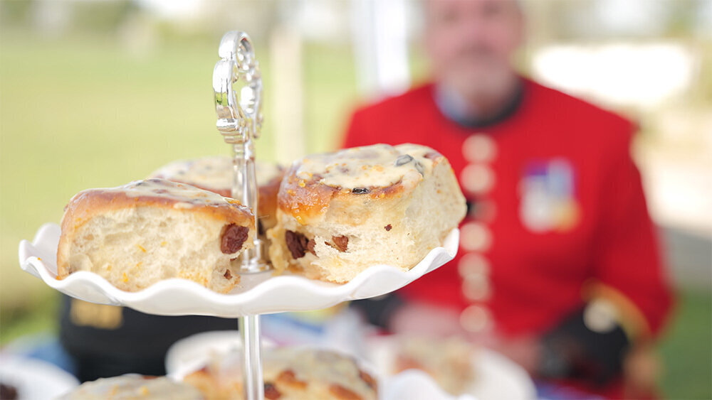 Chelsea buns