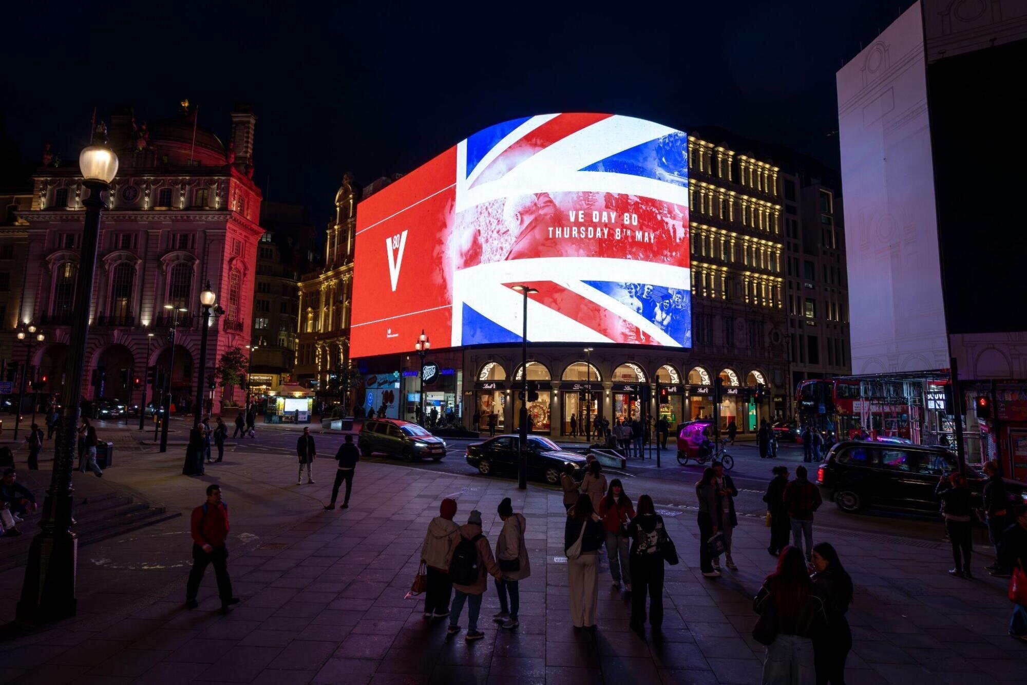 Piccadilly Circus