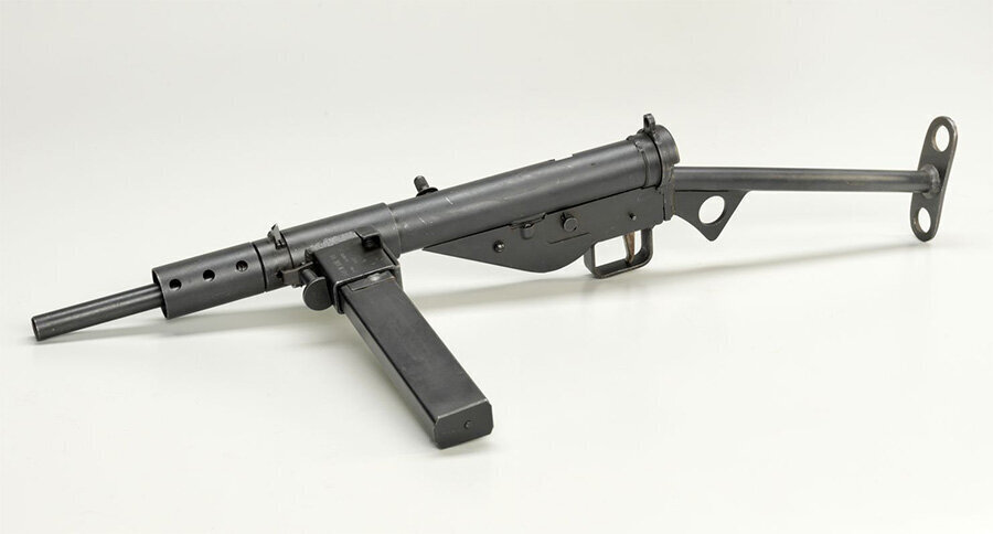 How a Replica Submachine Gun Landed a Sailor in Jail for 20 Years