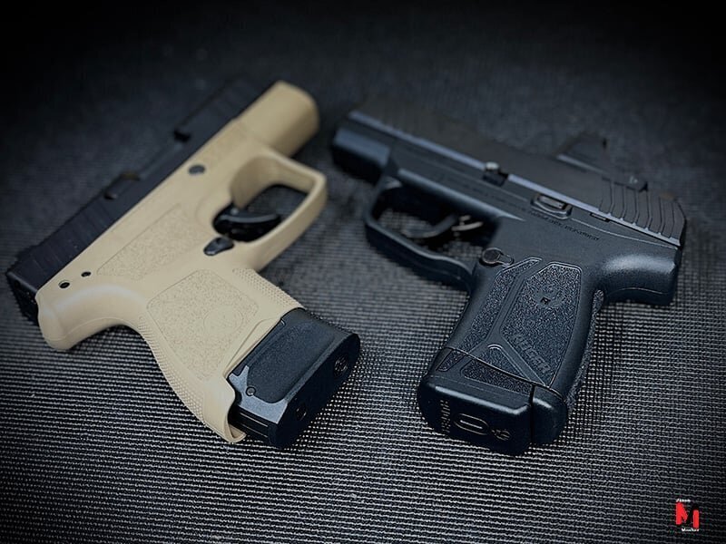Beretta APX A1 Carry vs Ruger Max 9: A Comparison